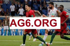 解说：斯普利特完全没有战术可言 这临时主帅赛季结束也就到头了